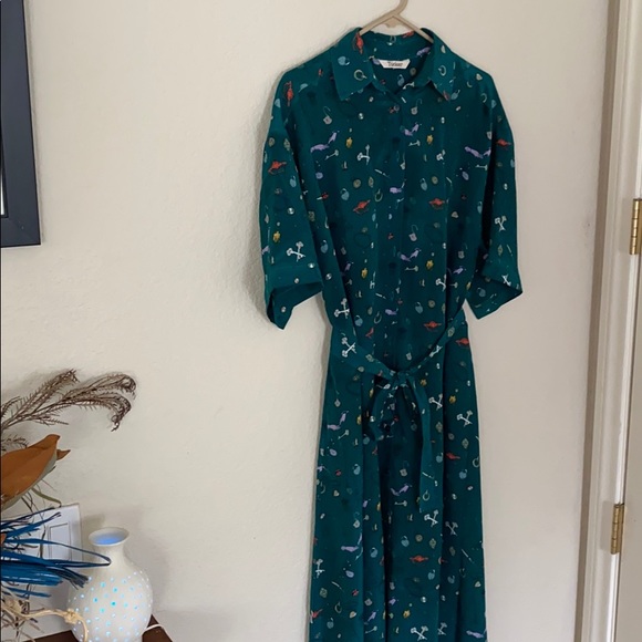 Tucker Dress - Picture 2 of 6